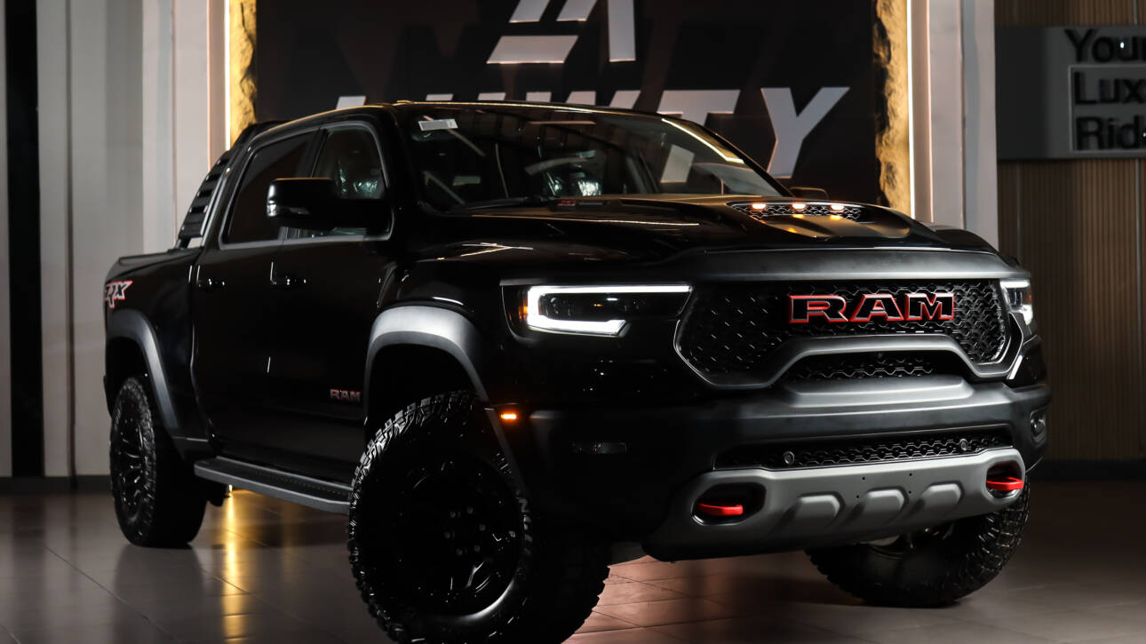 Dodge Ram Black-Red