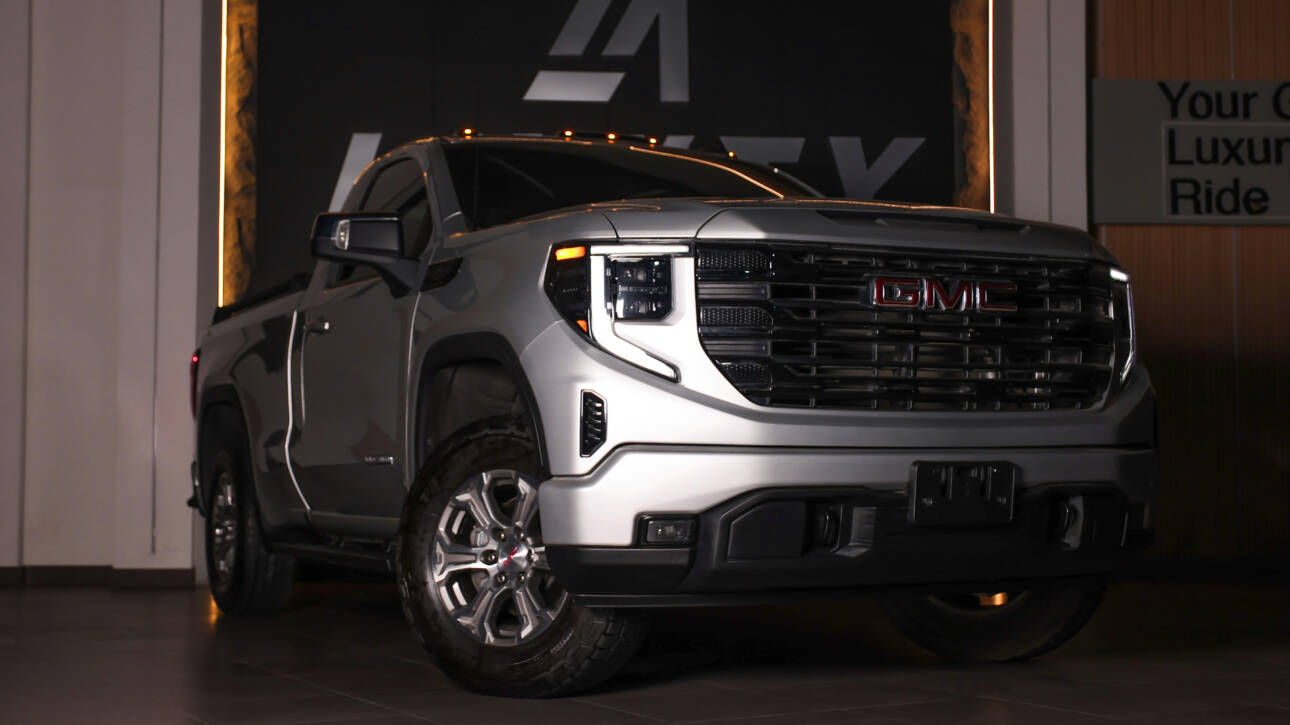 GMC SIERRA Gray